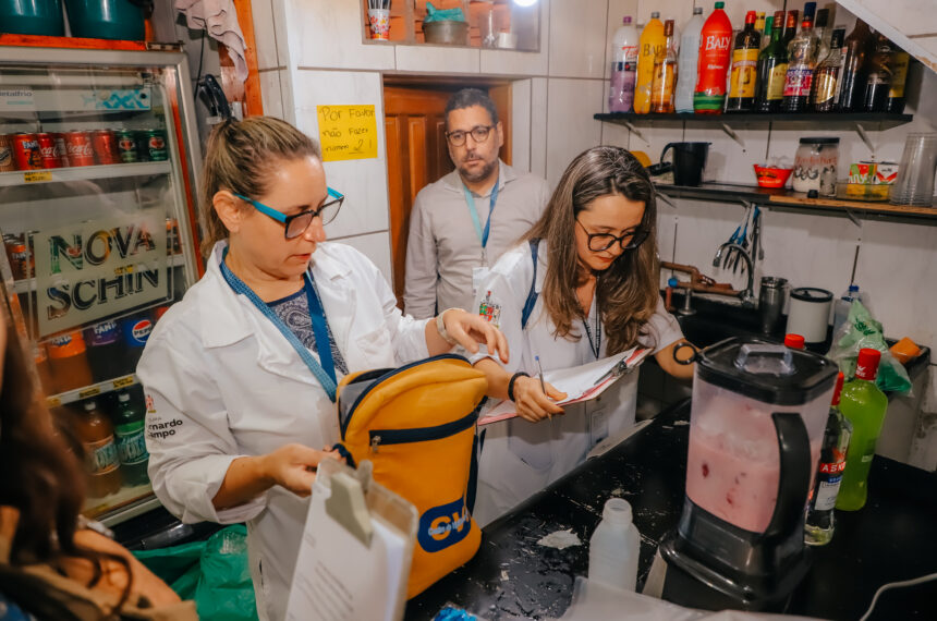 Fiscalização de bebidas adulteradas em bares e restaurantes - Igor Cotrim/PMSBC