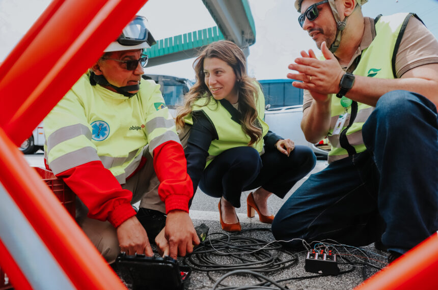 Defesa Civil testa integração em simulado na Via Anchieta