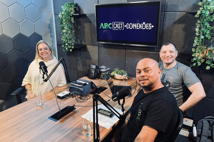 Liana Liana Montemor do Grupo Polar - ABC Cast Conexões