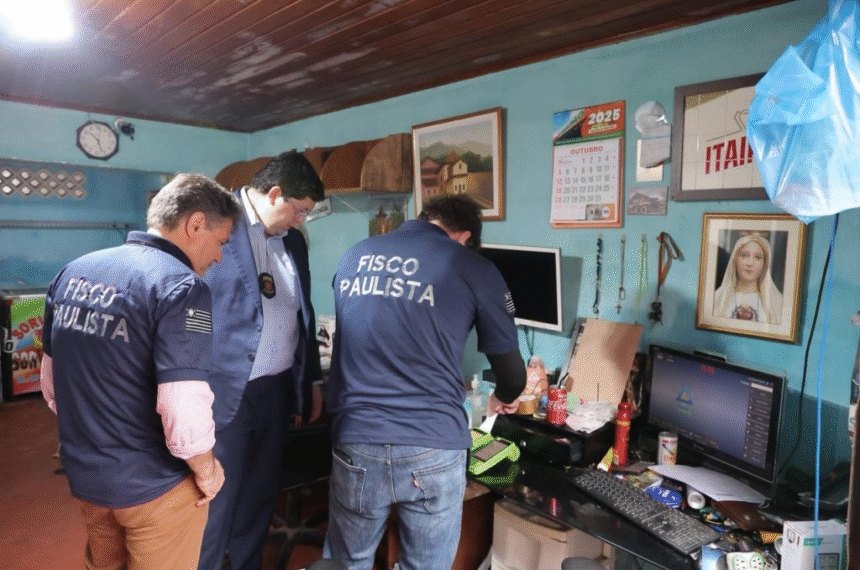 Governo de SP fiscaliza 12 locais por suspeita de venda irregular de bebida