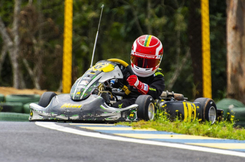 Kart: Erro tira vitória de Ricardo Forte na V11 Cup