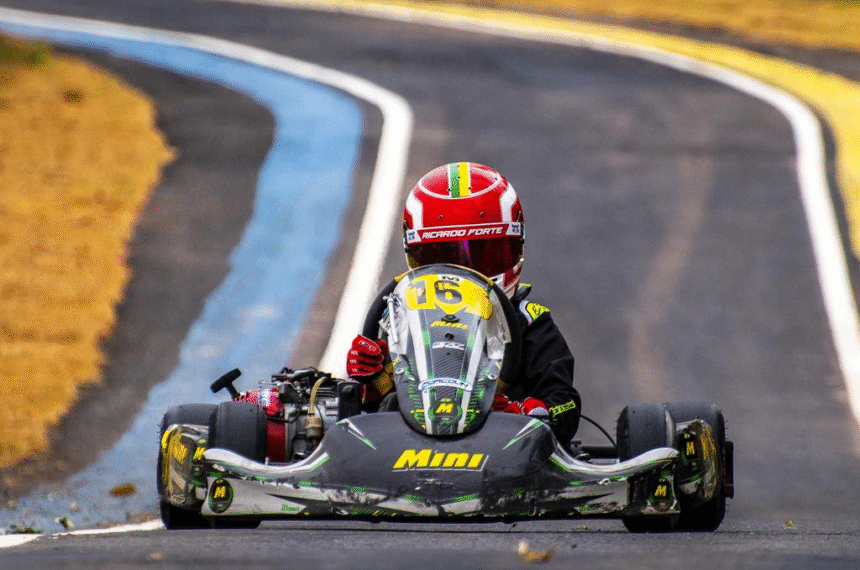 Kart: Ricardo Forte busca liderança na V11 Cup Mirim Rookie