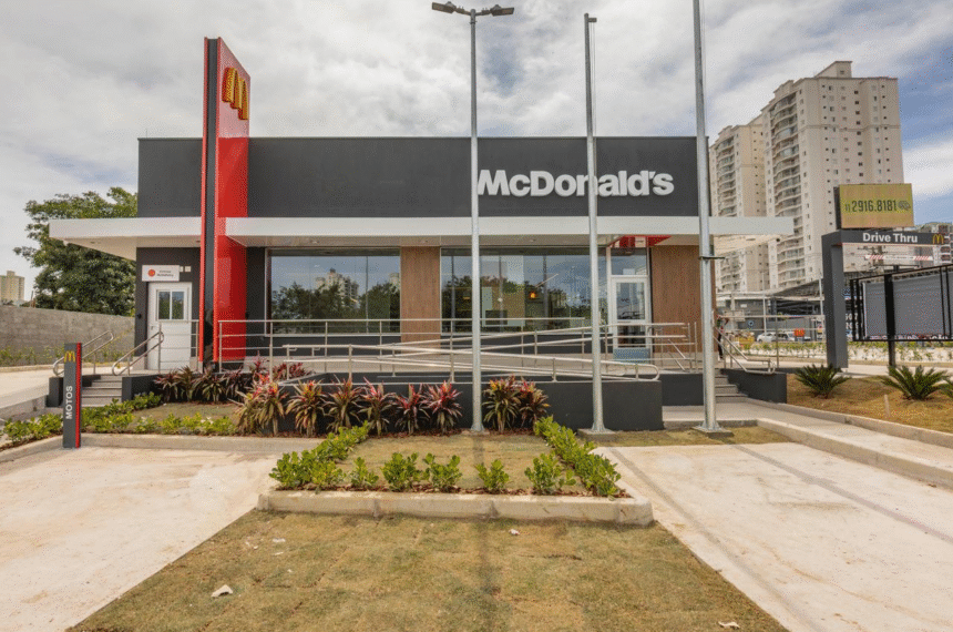 McDonald's inaugura em Santo André com 45 vagas de empregos