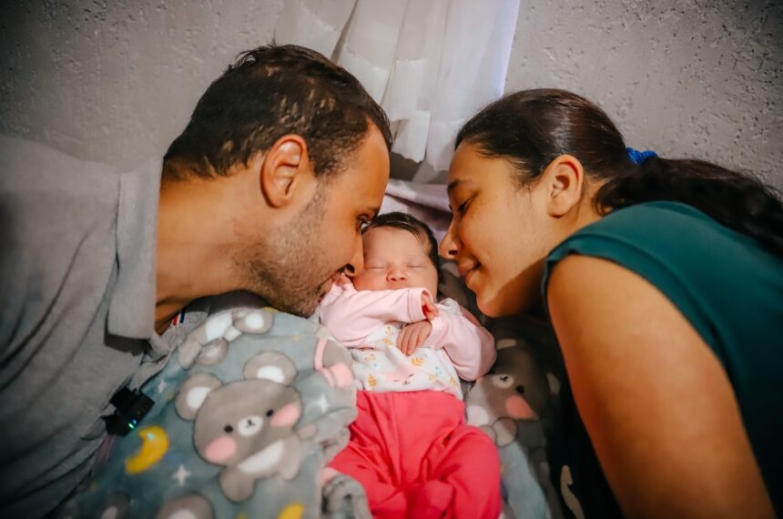 Mãe que deu à luz no carro, que contou com o apoio do Samu de São Bernardo - Igor Cotrim/PMSBC