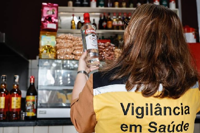 SP confirma 2 novas mortes e total sobe para 5 vítimas por metanol em bebidas