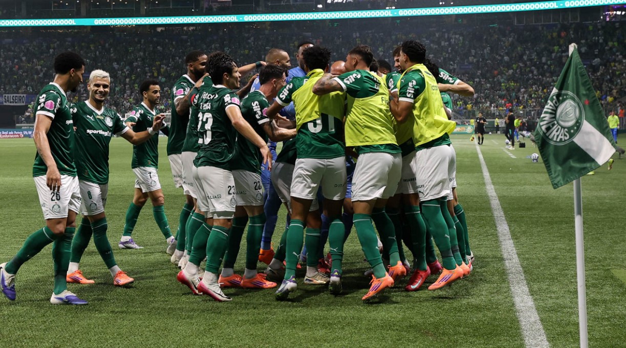Palmeiras aguarda liberação da FIFA para voltar ao Allianz