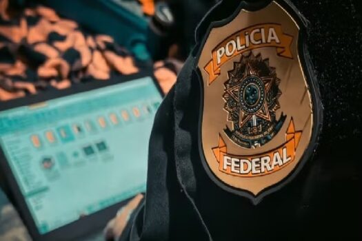 Crimes eleitorais marcam domingo com 41 alvos da PF