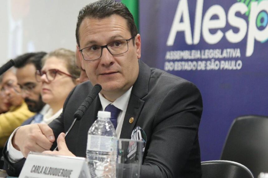 Rafa Zimbali fala sobre  Combate à Violência Digital - Divulgação