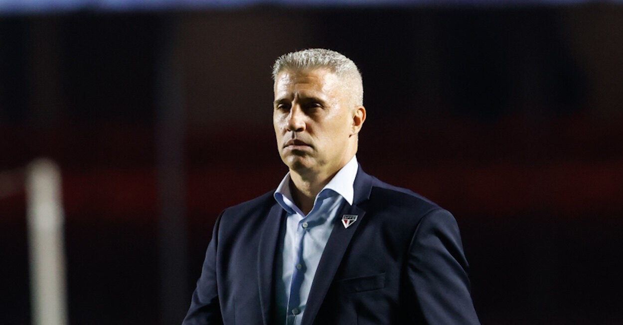 Diretoria do São Paulo se irritou com Crespo antes de demissão
