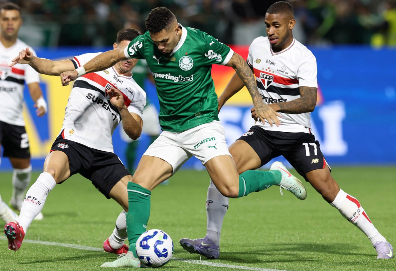 CBF exige impedimento semiautomático em todos os estádios; Palmeiras pagará instalação em Barueri