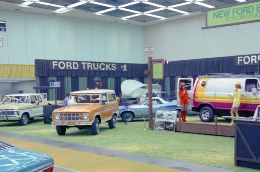 Estande de apresentação dos modelos da Ford F-150 - Divulgação/Ford