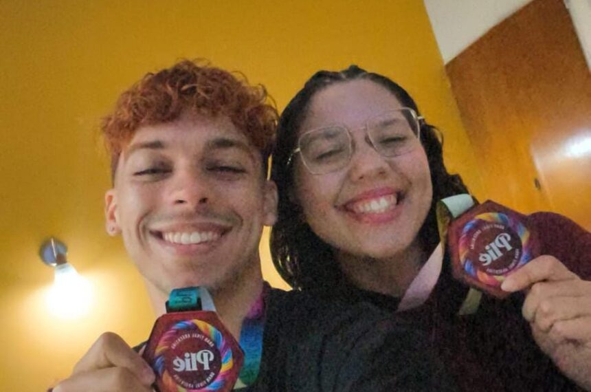 Bailarinos de Ribeirão Pires ganham bronze na Argentina