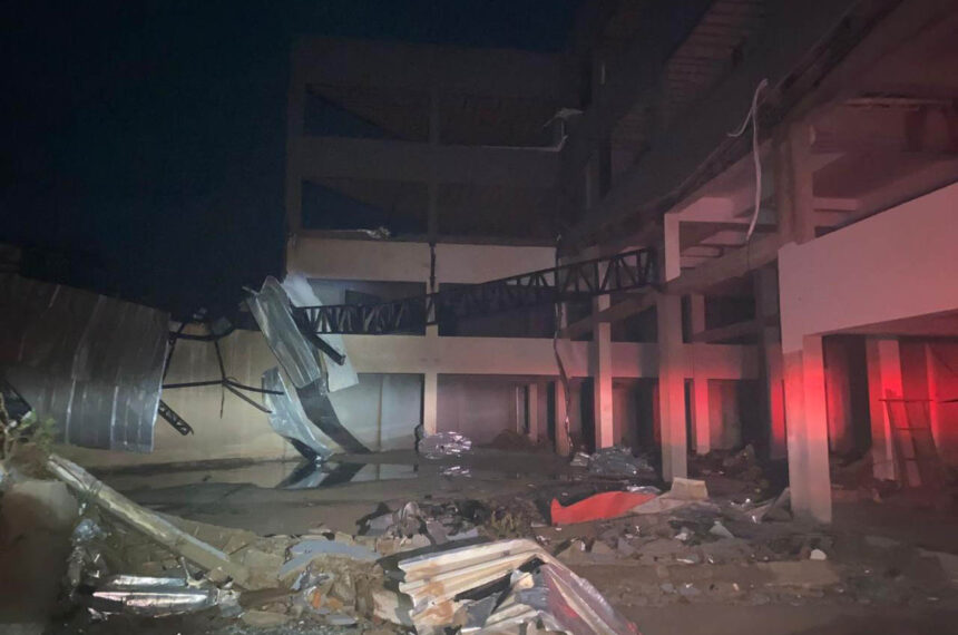 Destruição causada pelo tornado