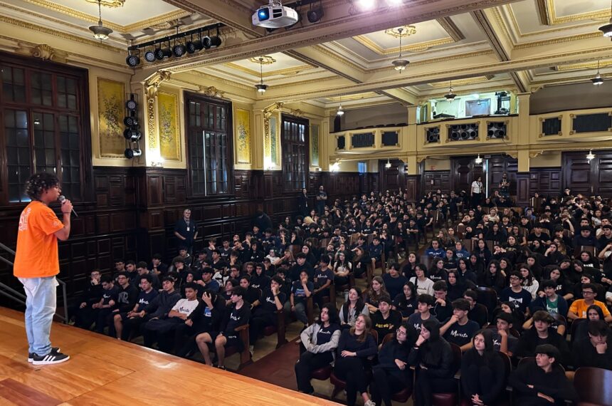 Escolas apostam na educação antirracista desEscolas apostam na educação antirracista desde a infânciade a infância