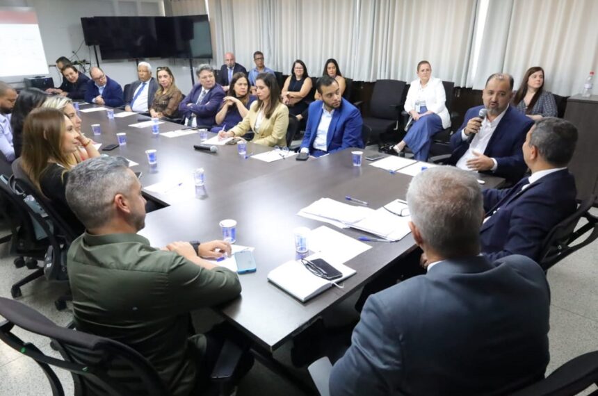 Reunião para a implantação do programa Ação Protetiva 360° - Evandro Oliveira/PMM