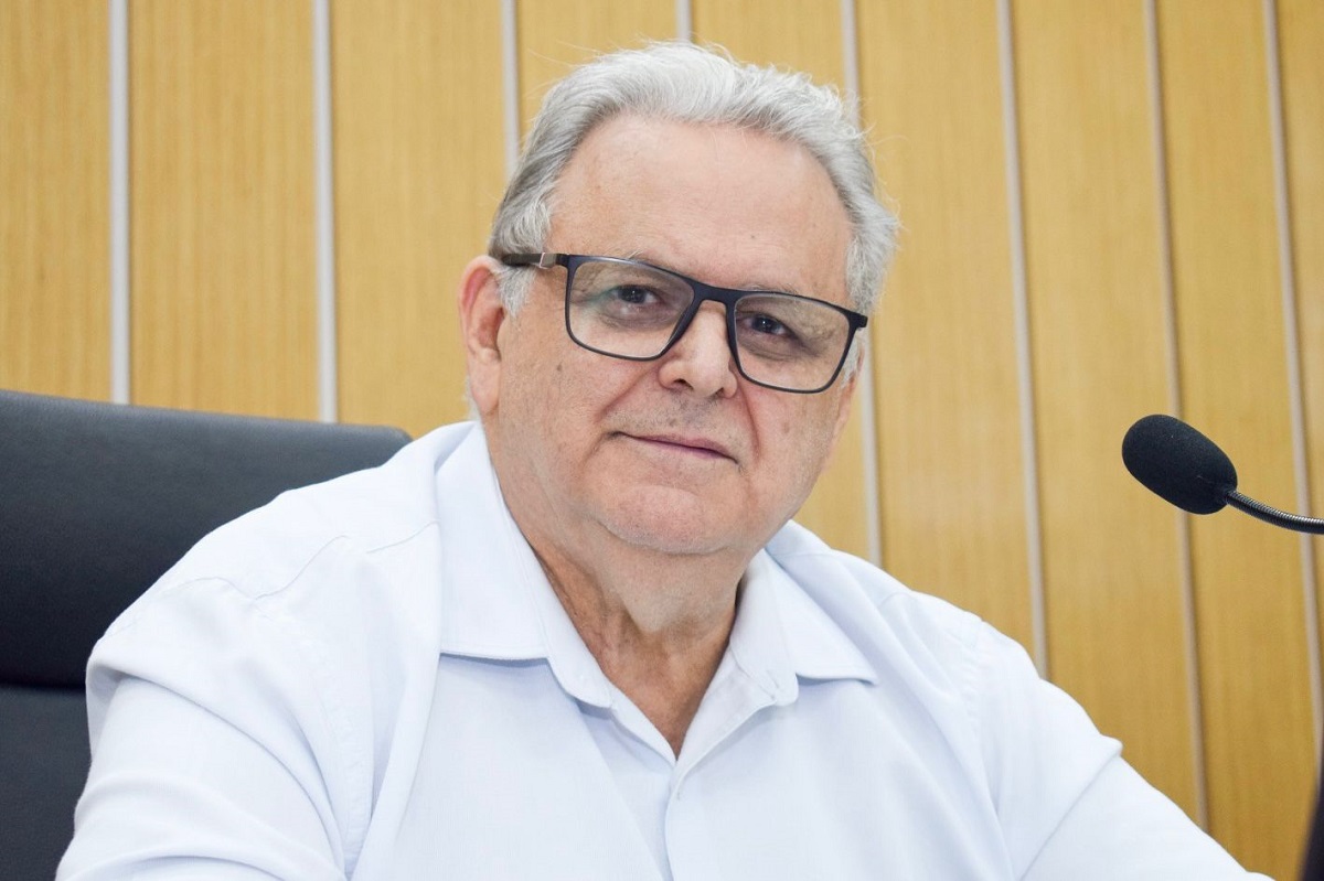 Doutor Seraphim propõe medicamentos gratuitos contra obesidade