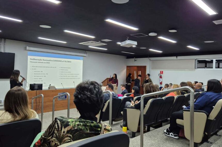 Escola de Licenciamento Ambiental