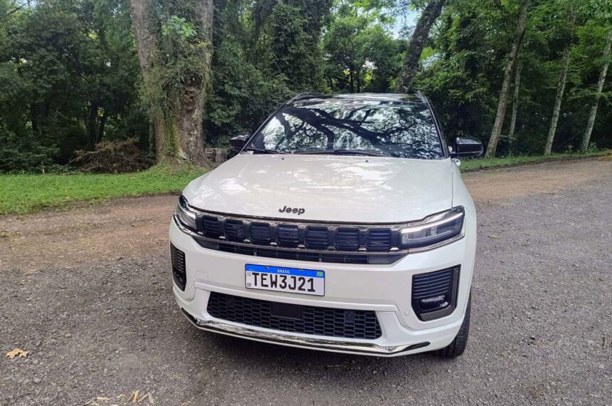 Jeep Commander Blackhawk