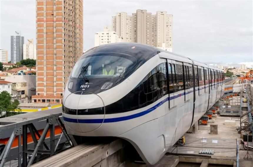 Linha 15-Prata - Divulgação