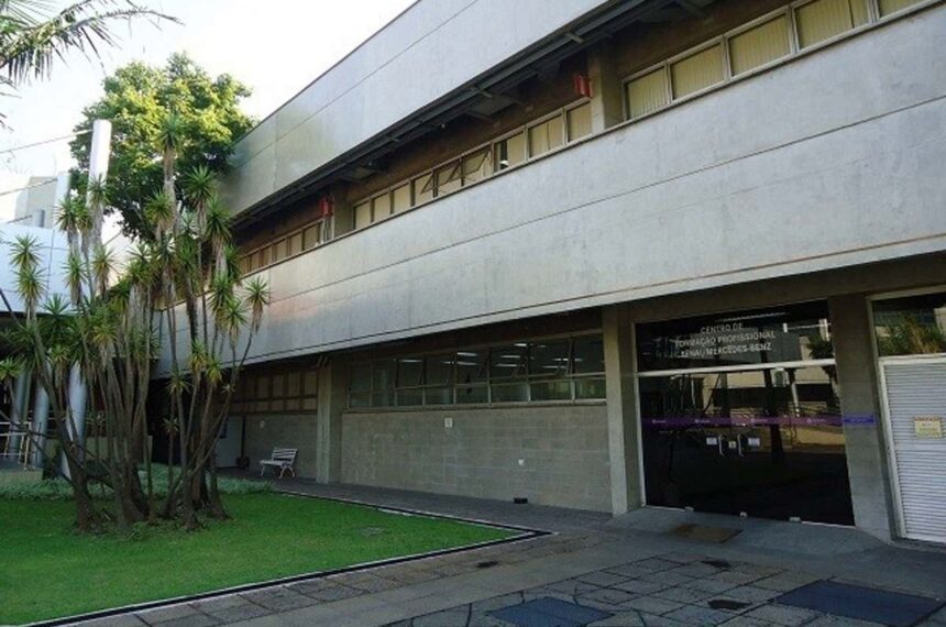 Escola SENAI - Mercedes-Benz