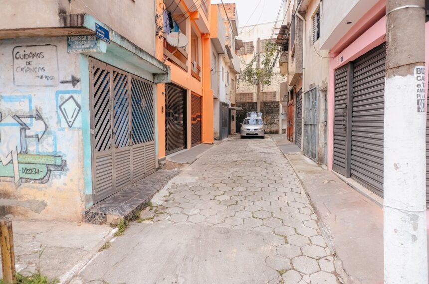 Pavimentação asfáltica em ruas da Vila Chaminé - Igor Cotrim/PMSBC