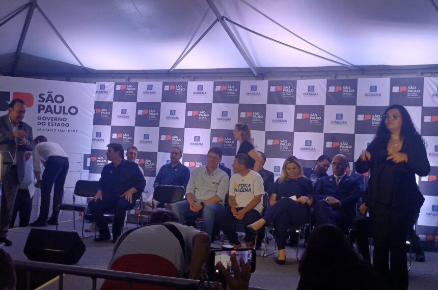 Tarcísio metrô no ABC Diadema 