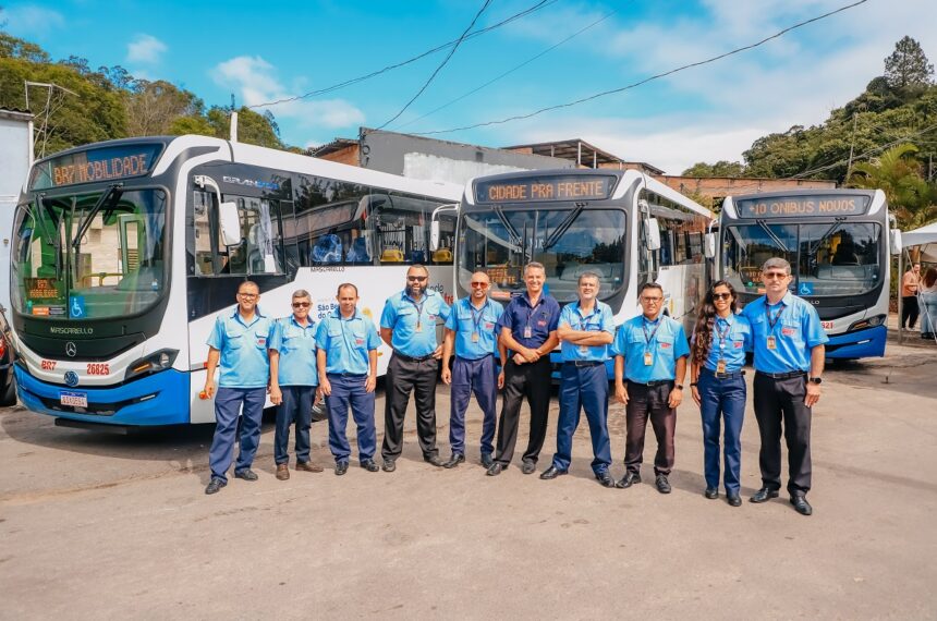 Entrega de 10 novos ônibus em São Bernardo - Igor Cotrim/PMSBC