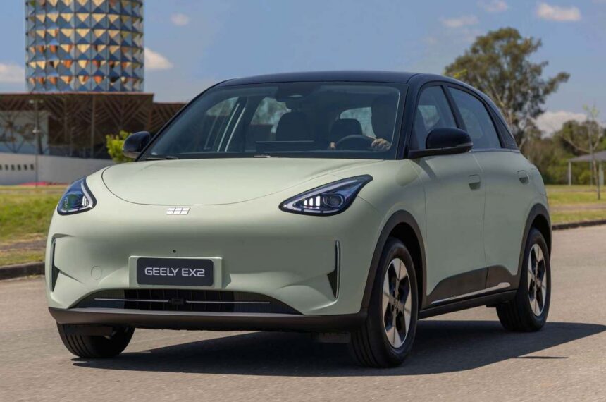 Geely EX2
