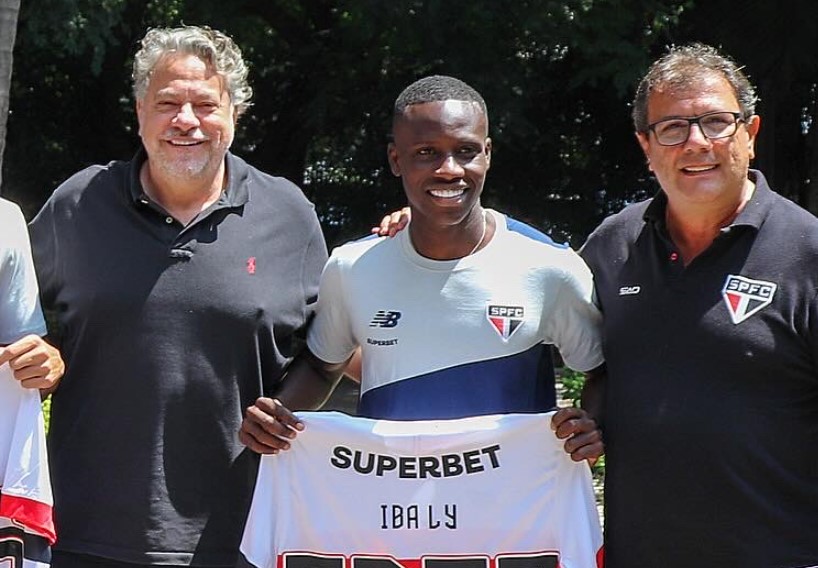 São Paulo se aproxima de emprestar mais um para o Juventude