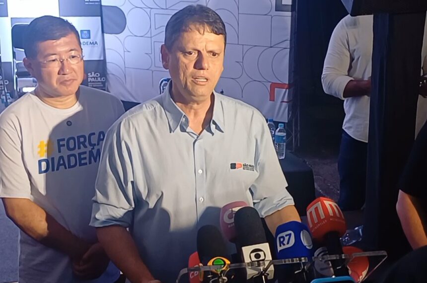 Tarcísio metrô no ABC Diadema 