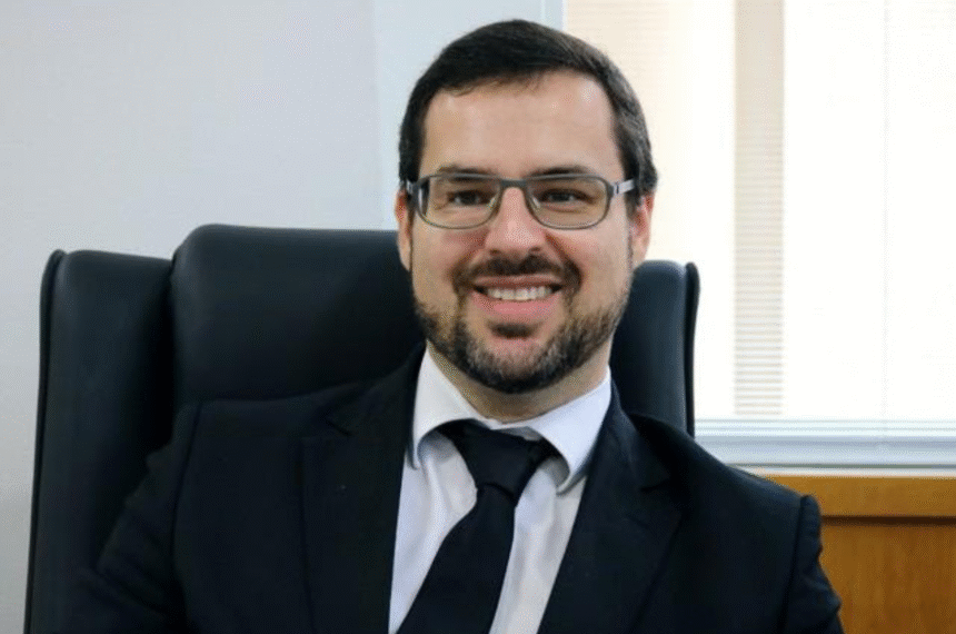 André Naves, defensor público federal