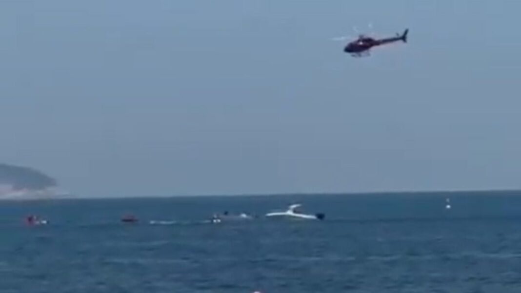 Ultraleve cai no mar de Copacabana e piloto morre