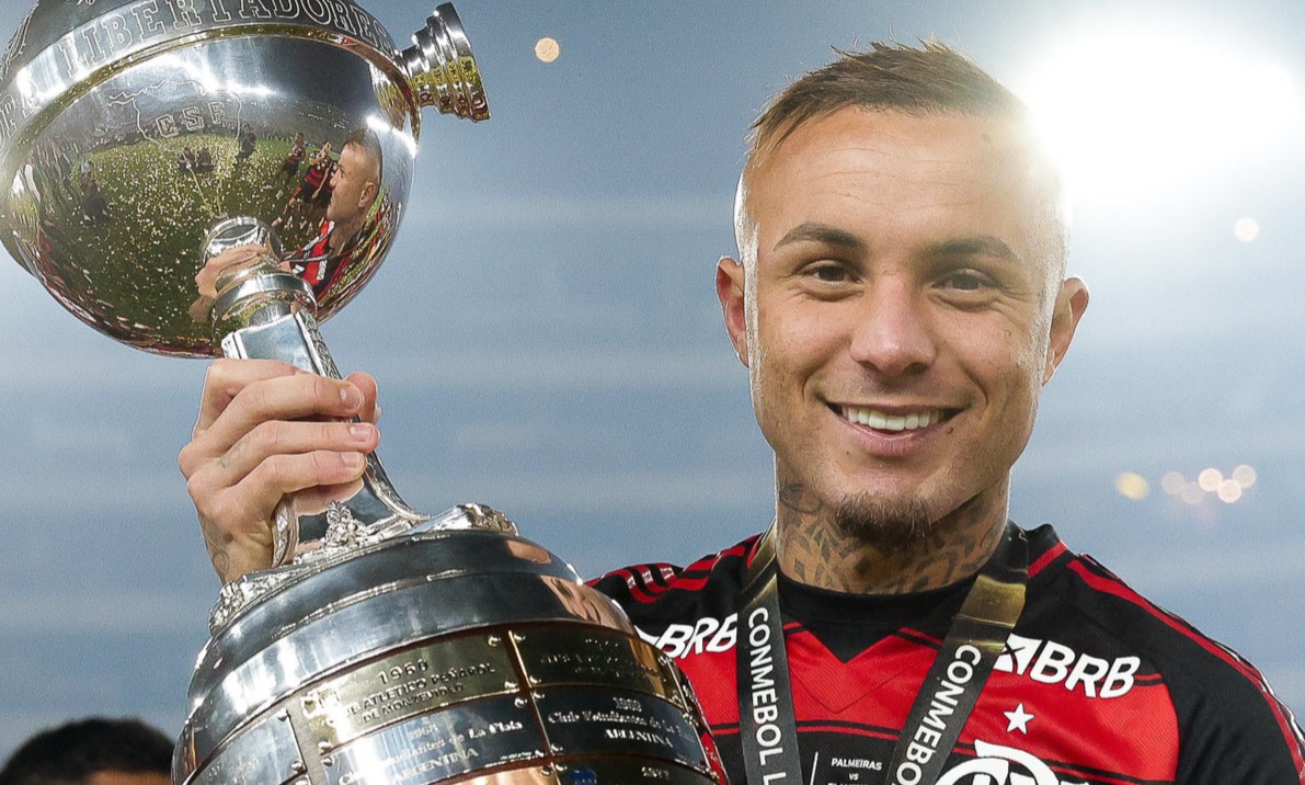 Everton Cebolinha, especulado no Corinthians, pode fechar com rival