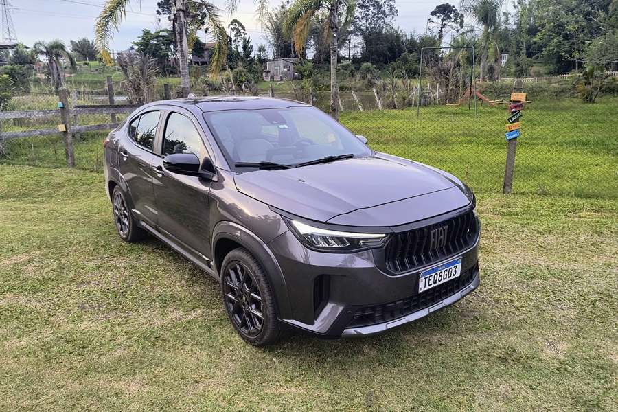 Fiat Fastback Hybrid Impetus – Ajuda elétrica pontual