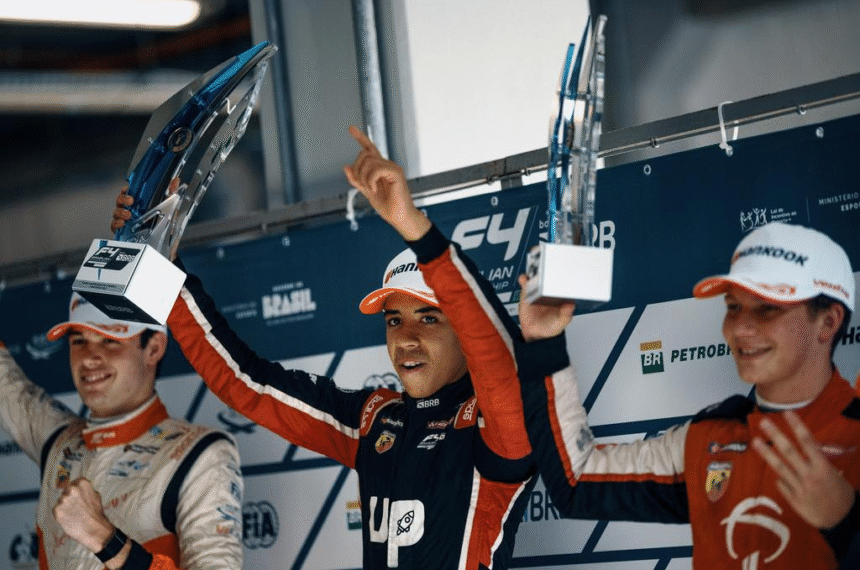 BRB Fórmula 4 Brasil adia título após vitórias de Rocha e Lima