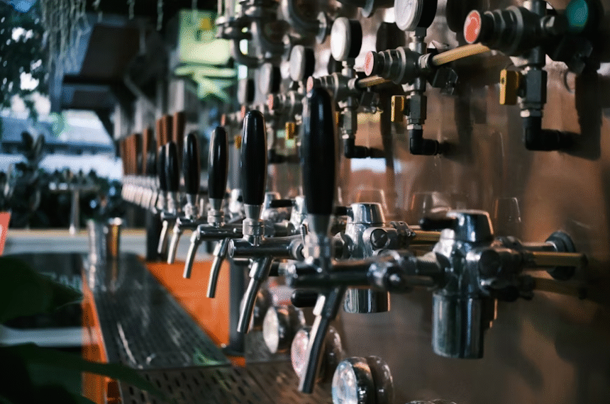 Gastos em bares e restaurantes - Bar- Bebida Feriado