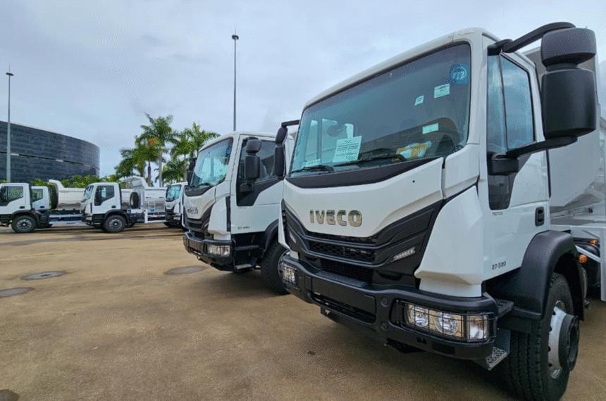 Transporte - Iveco entrega lote com 72 caminhões da linha Tector à Secretaria de Estado de Agricultura, Pecuária e Abastecimento de Minas Gerais