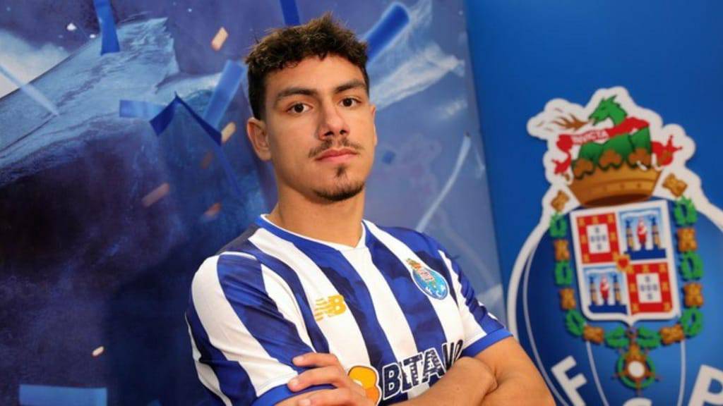 São Paulo aceita renovação de empréstimo por Moreira