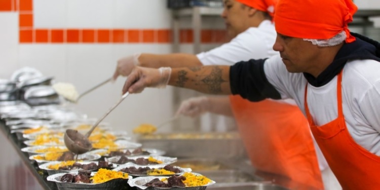 Bom Prato anuncia alterações no serviço no fim de semana