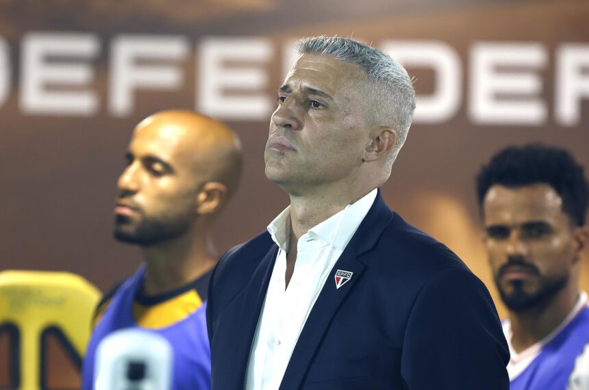 Crespo quer seis reforços para o São Paulo