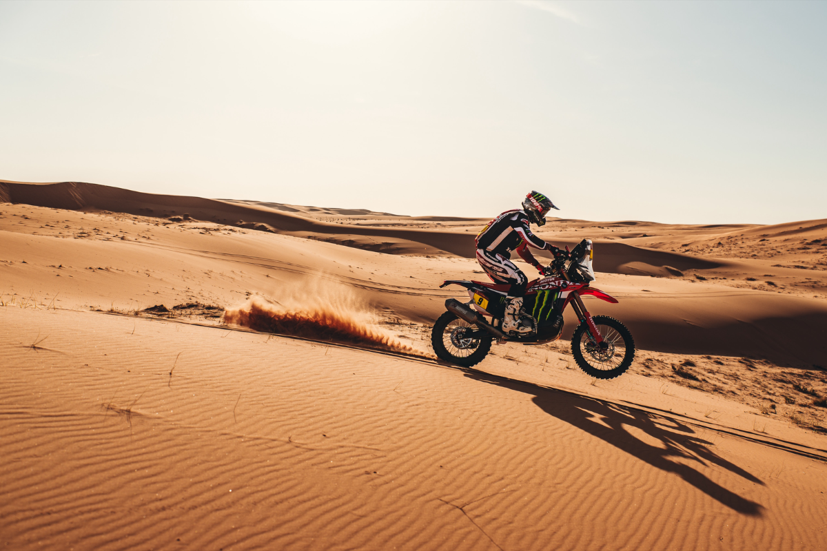 Dakar 2026: Brabec mantém vice-liderança e Van Beveren se recupera