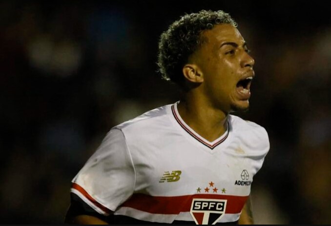 São Paulo decide no segundo tempo e avança na Copinha após vencer a Lusa