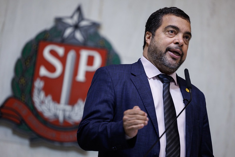 deputado estadual Luiz Claudio Marcolino.