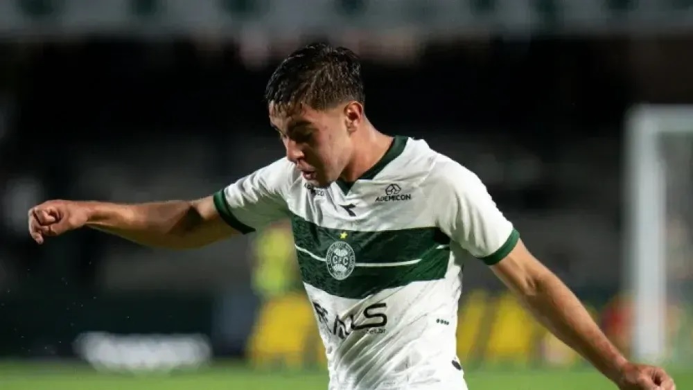 Coritiba perde para o Foz do Iguaçu na estreia do Paranaense