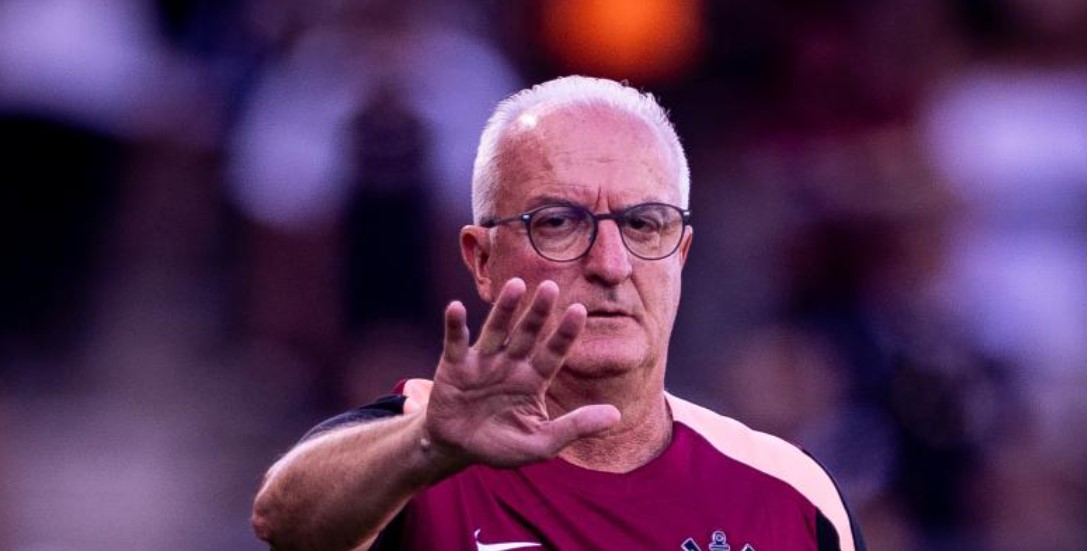 Dorival elogia Corinthians, mas pede precaução: “Ter toda a atenção”