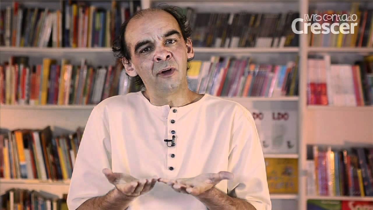 Giba Pedroza leva literatura e música para a Fundação CASA
