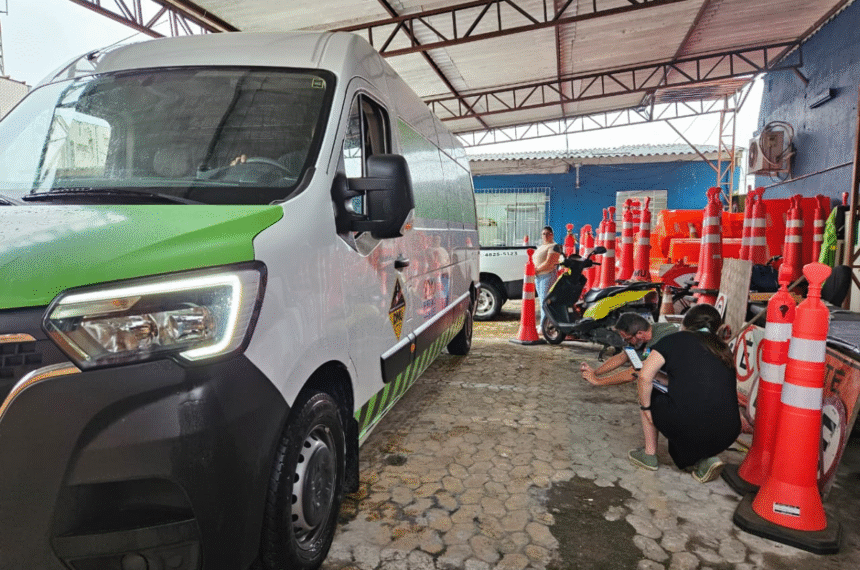 inspecao-veicular-ribeirao-pires-2-860x570 Ribeirão Pires inicia inspeção veicular na frota munic... ABC do ABC