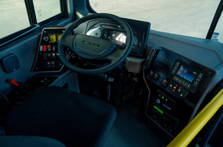 Marcopolo fornece ônibus elétrico para translado no Aeroporto de Confins