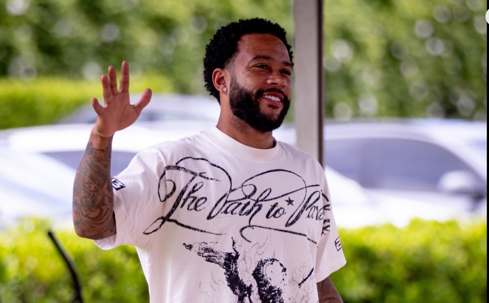 Memphis é advertido pelo STJD e escapa de suspensão