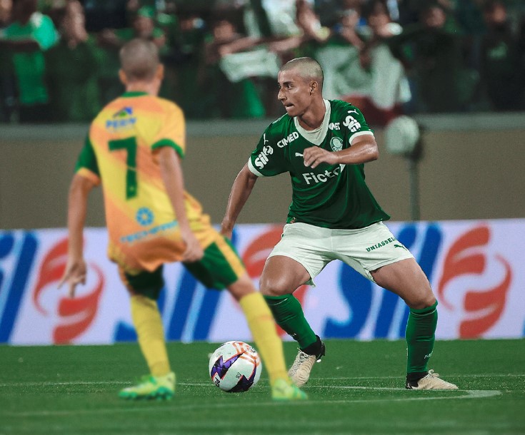 Palmeiras vence Monte Roraima na estreia da Copinha 2026 com erro inacreditável